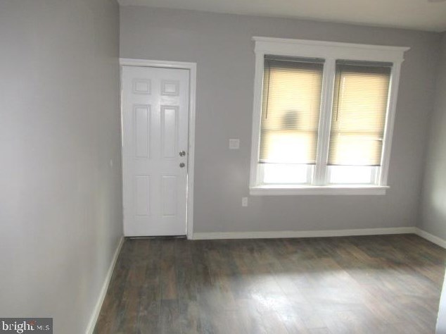 1228 Jackson St, Camden, NJ 08104-3526
