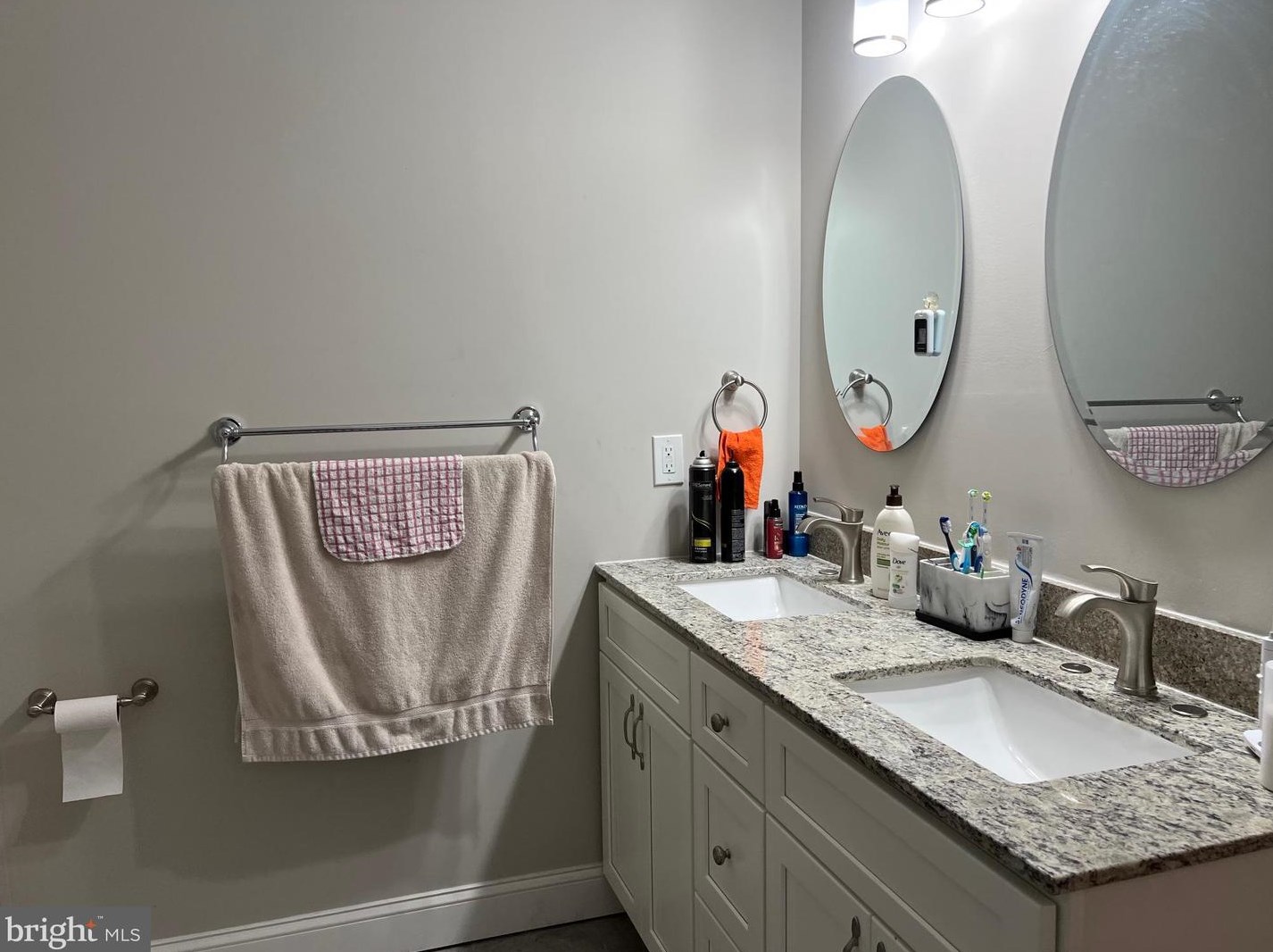 1034 Front St, Glendora NJ  08029-1026 exterior