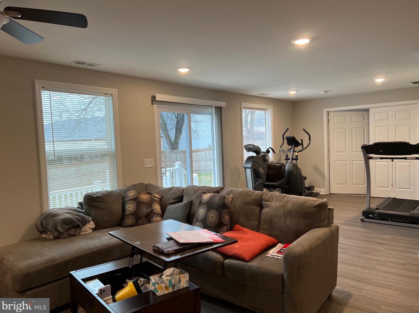 1034 Front St, Glendora NJ  08029-1026 exterior