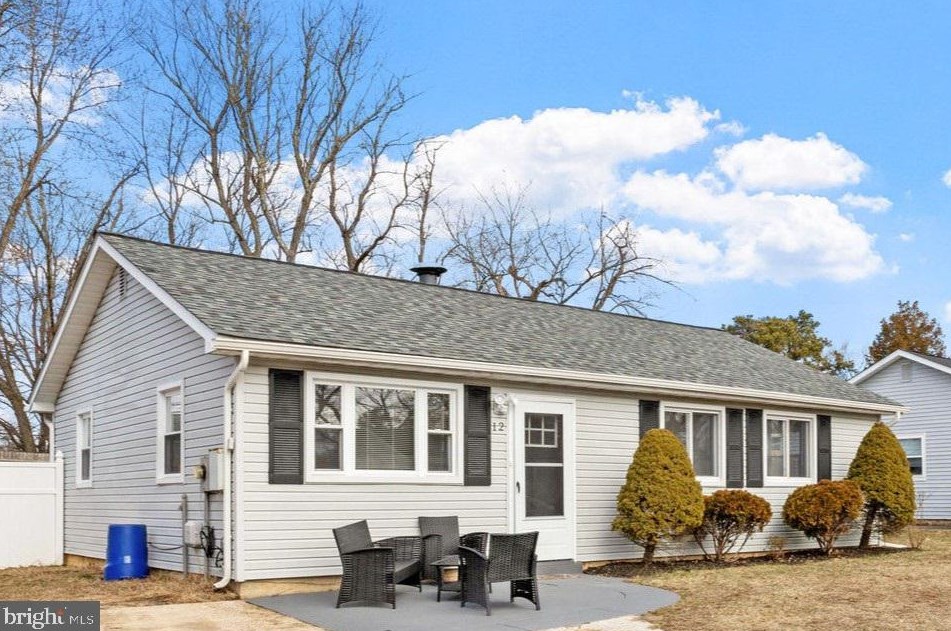 12 Highland Ave, Erial, NJ 08081