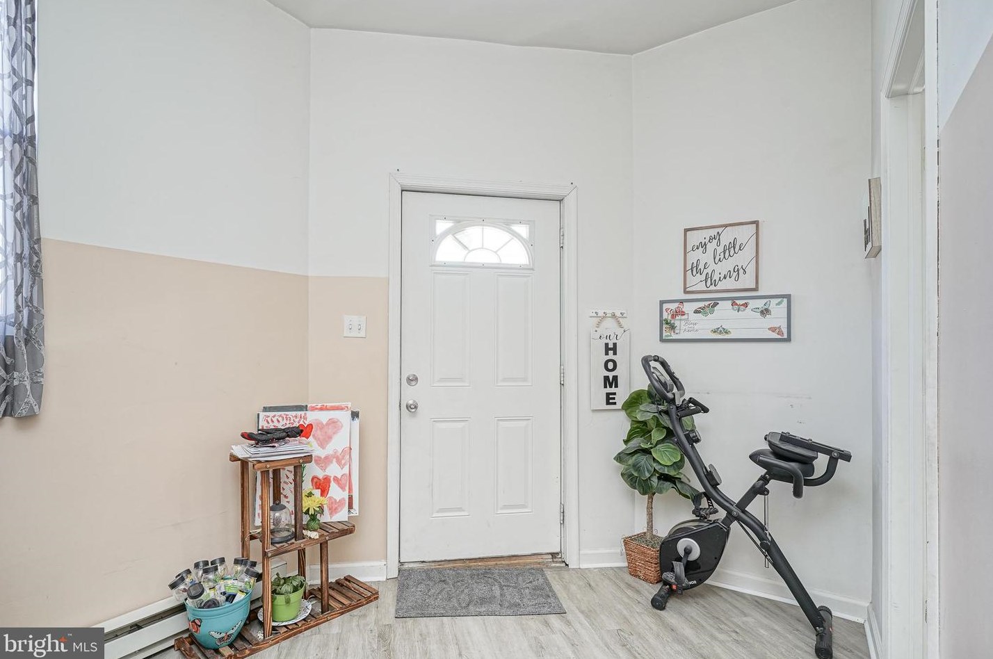 217 3rd St, Gloucester, NJ 08030