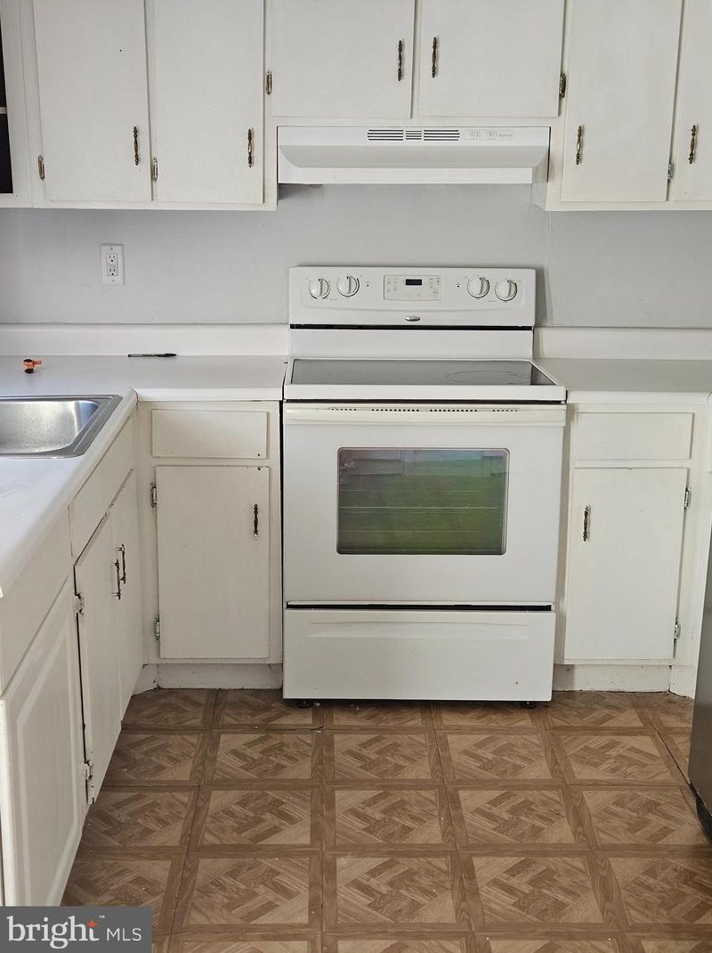 11 Lehigh Ct, Erial, NJ 08081