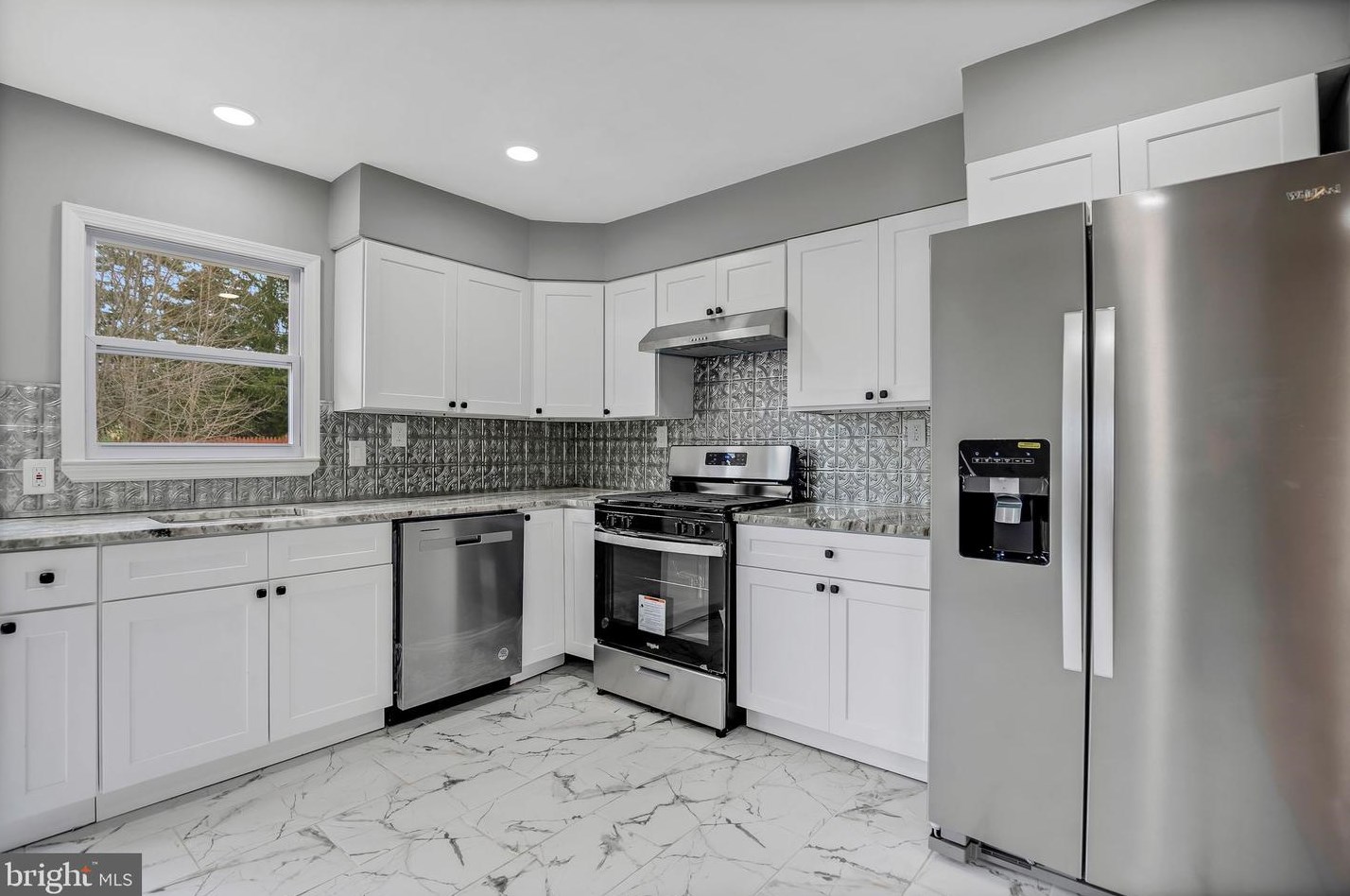1040 Turnerville Rd, Pine Hill NJ  08021-6556 exterior