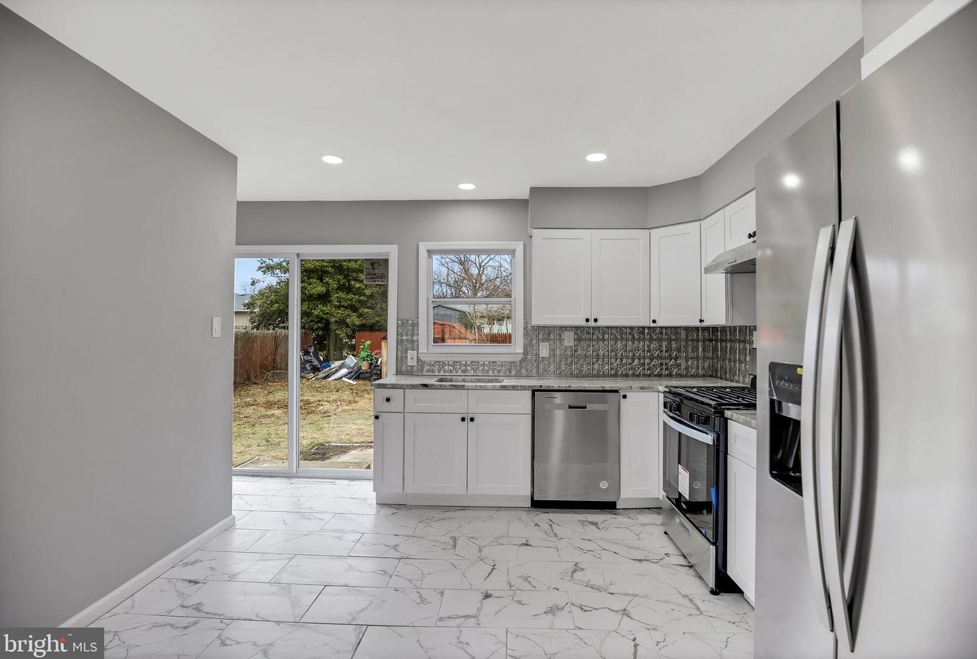 1040 Turnerville Rd, Pine Hill NJ  08021-6556 exterior