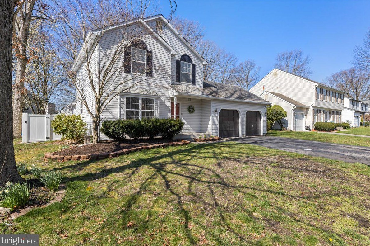 32 Gerry Ln, Erial, NJ 08081-4472