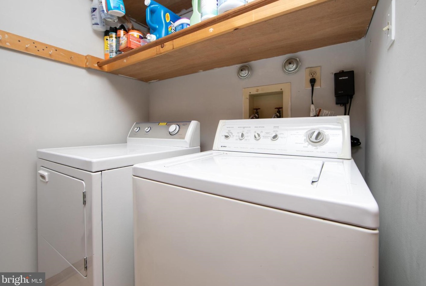 2426 Pliner Ct, Waterford Township NJ  08004-2812 exterior