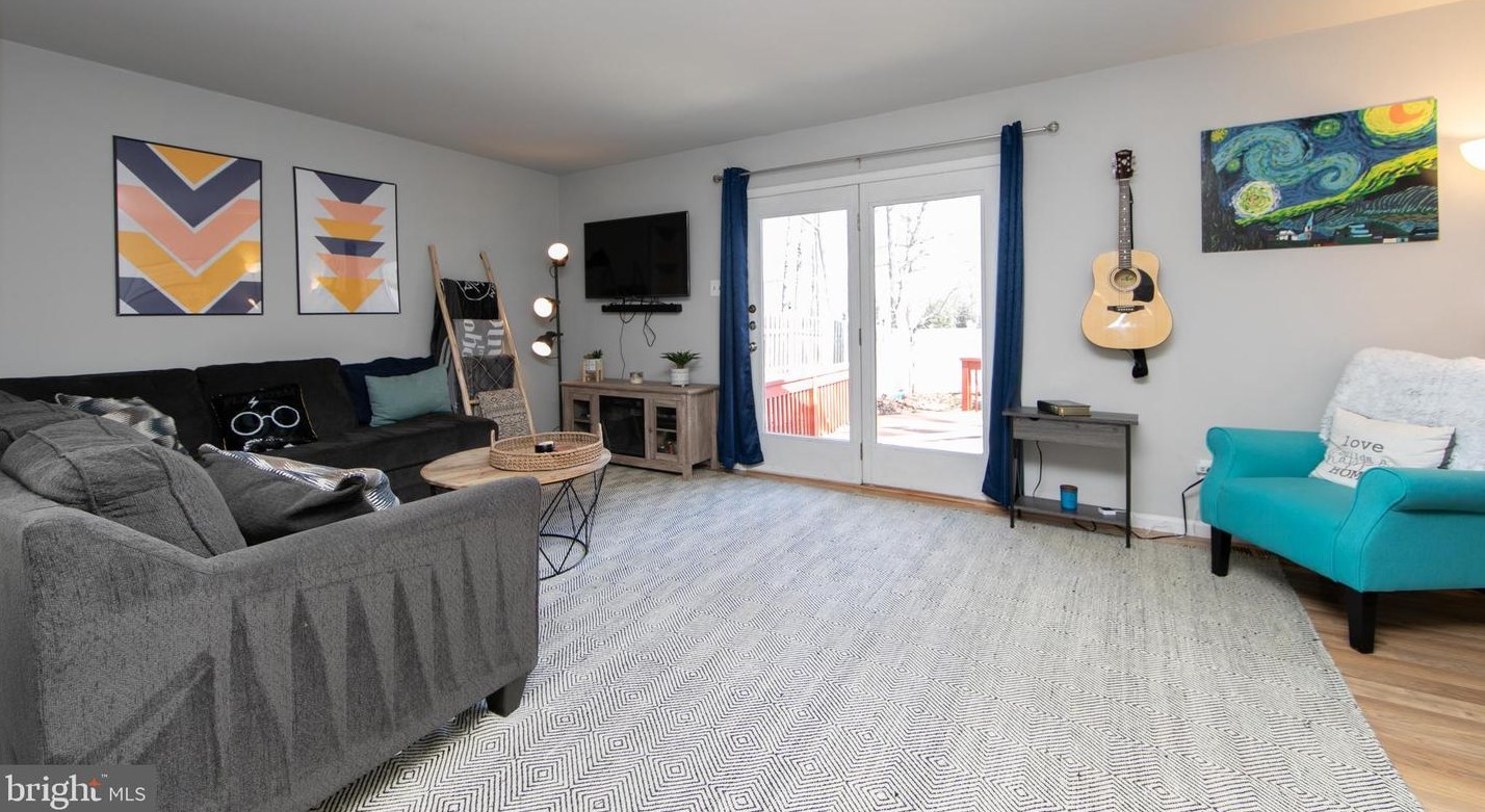 2426 Pliner Ct, Waterford Township NJ  08004-2812 exterior