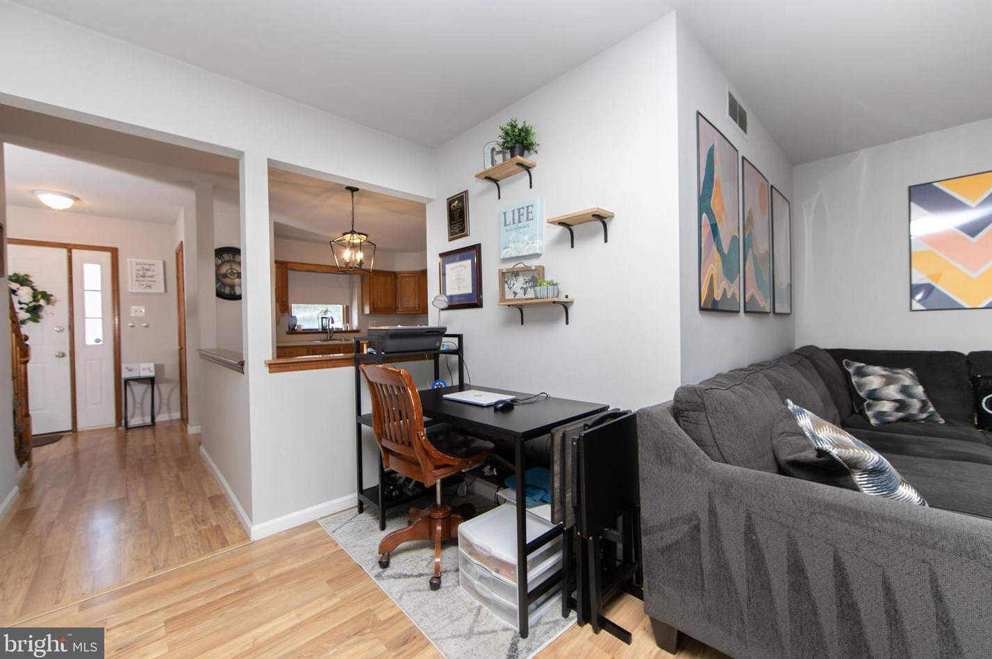 2426 Pliner Ct, Waterford Township NJ  08004-2812 exterior