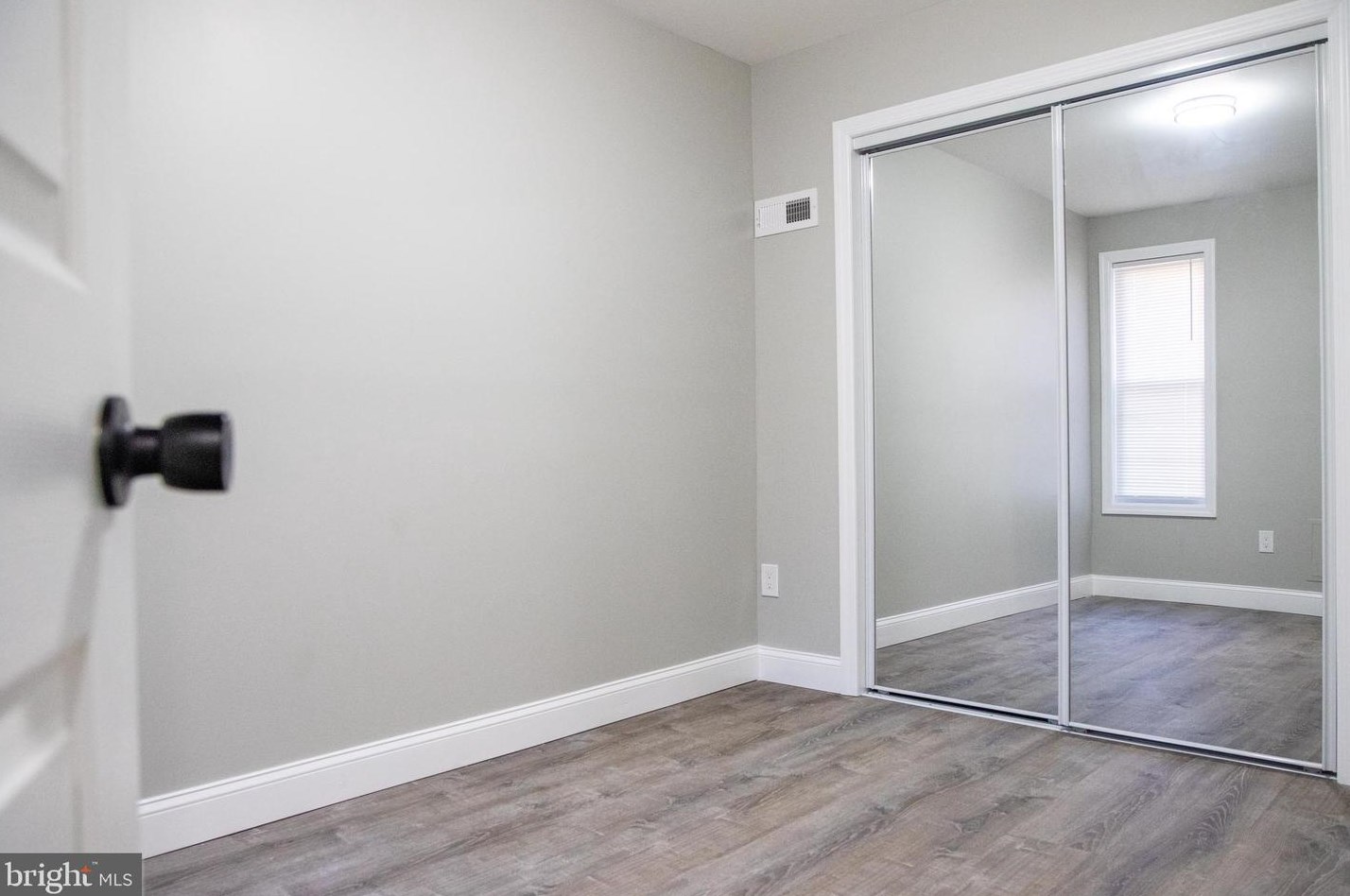 1229 Carl Miller Blvd, Camden NJ  08104-3531 exterior