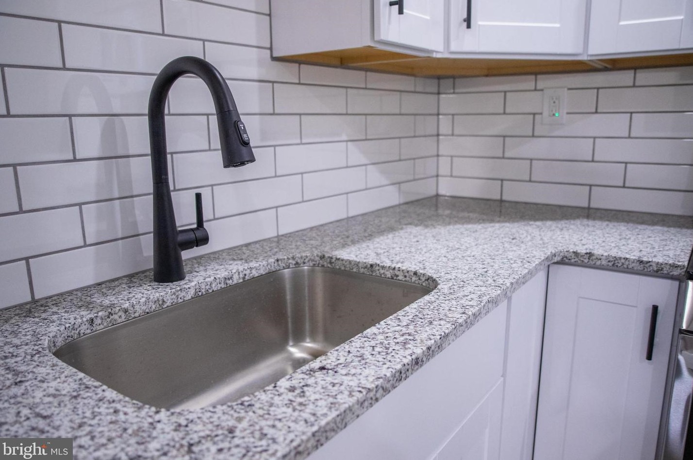 1229 Carl Miller Blvd, Camden NJ  08104-3531 exterior