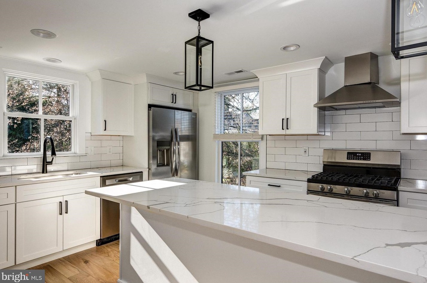 128 W Park Ave #2 Floor, Tavistock, NJ 08033