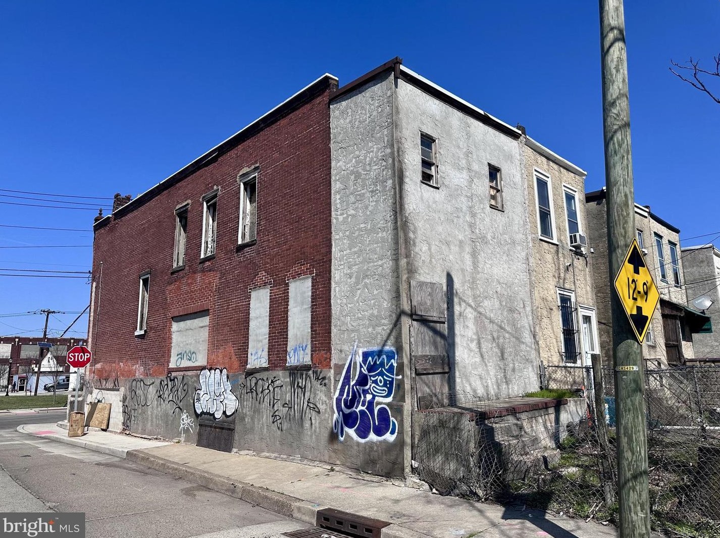 950 Pne St, Camden NJ  08103-2519 exterior