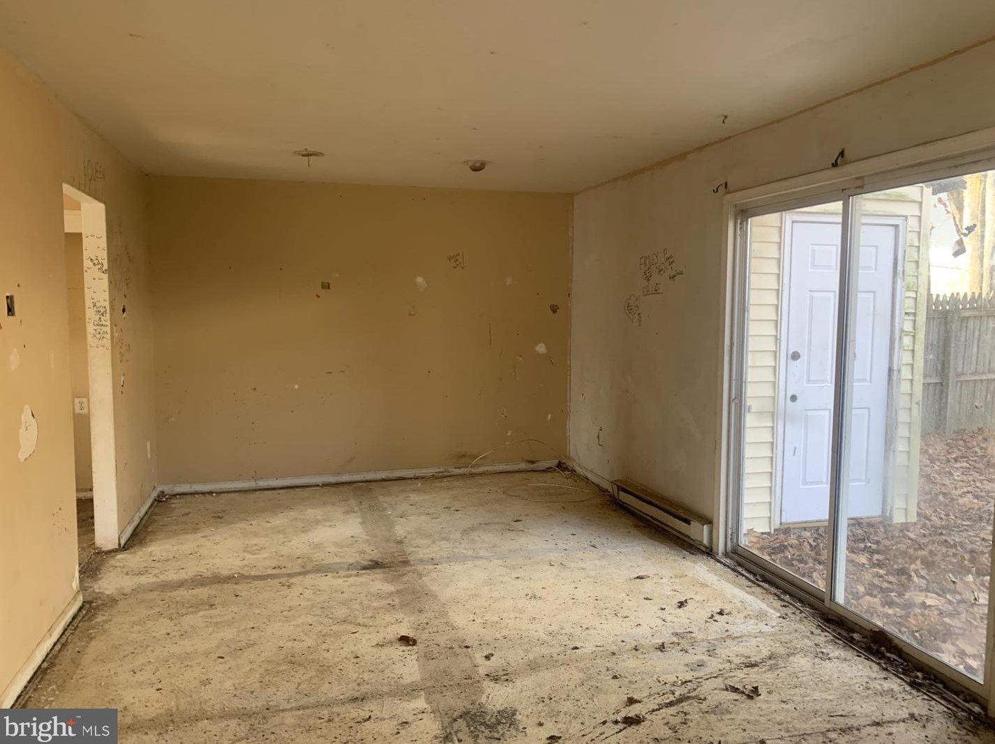 12 Yorkshire Rd, Erial, NJ 08081-2148