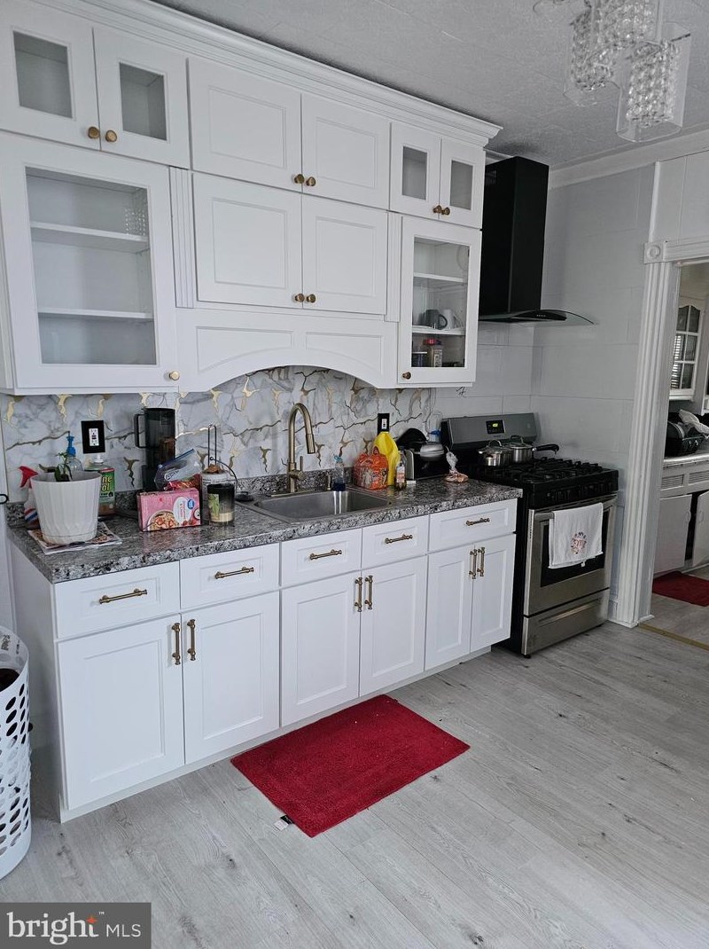 513 Market St, Gloucester, NJ 08030