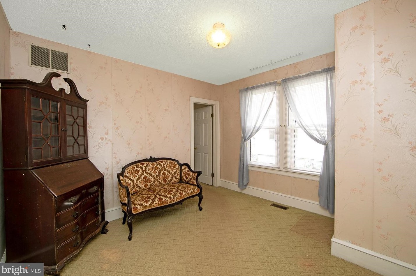 7 Haviland Ave, Camden NJ  08106-1020 exterior