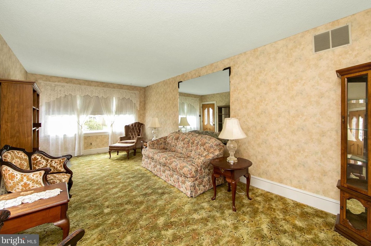 7 Haviland Ave, Camden NJ  08106-1020 exterior