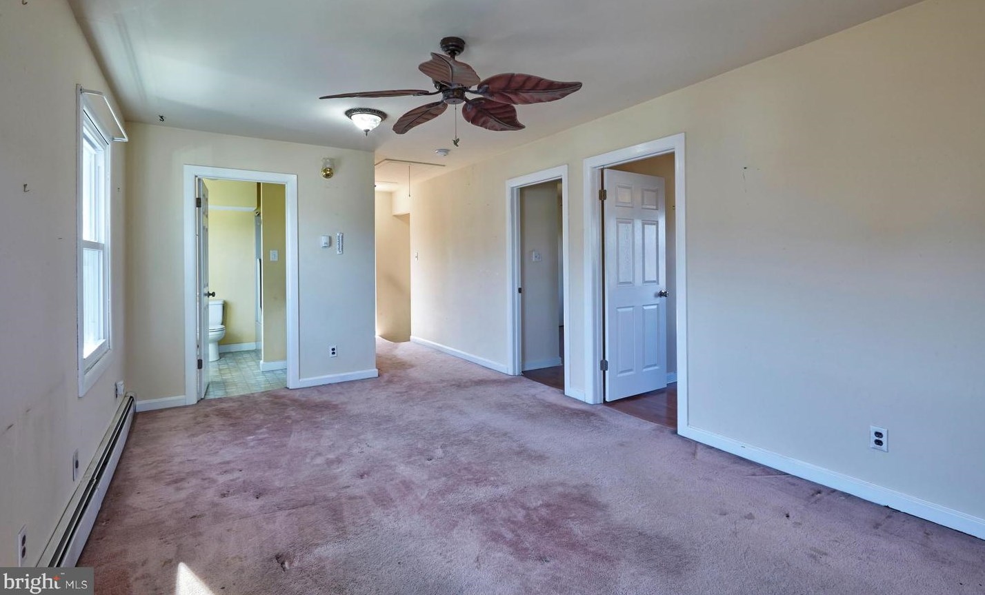 242 Spruce St, Camden NJ  08106-1620 exterior