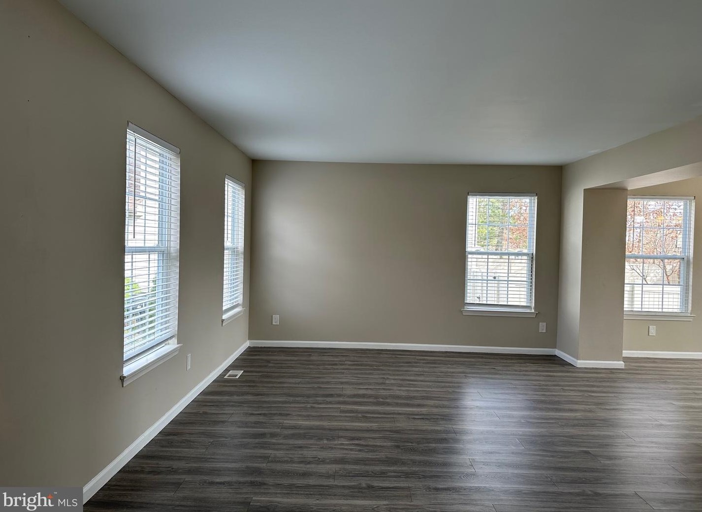 25 Wood Thrush Ave, Erial, NJ 08081-5275