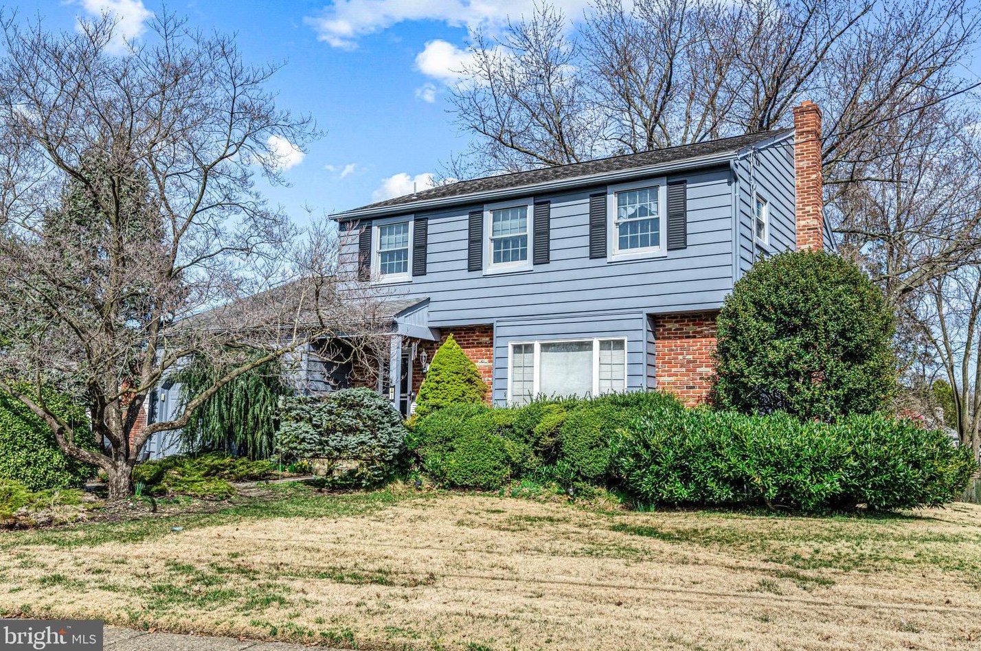 1 Blue Ridge Rd, Franklin Township, NJ 08043