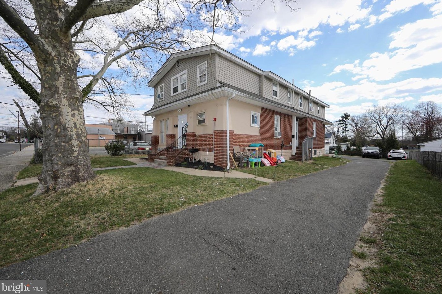 20 2nd Ave, Runnemede NJ  08078-1658 exterior