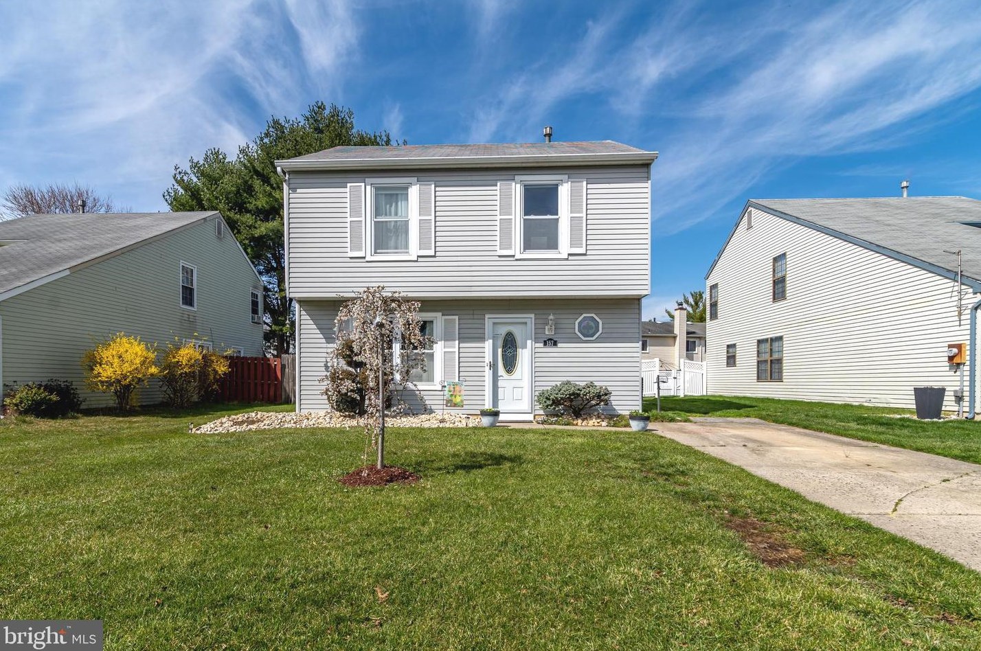 157 Peregrine Dr, Franklin Township, NJ 08043
