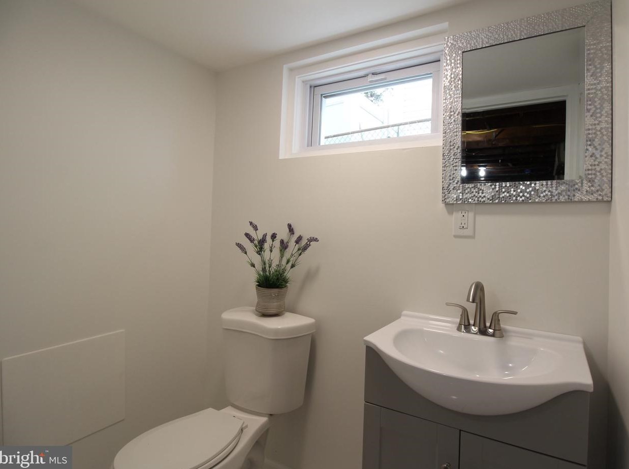 4682 Springfield Ave, Camden NJ  08109-1942 exterior