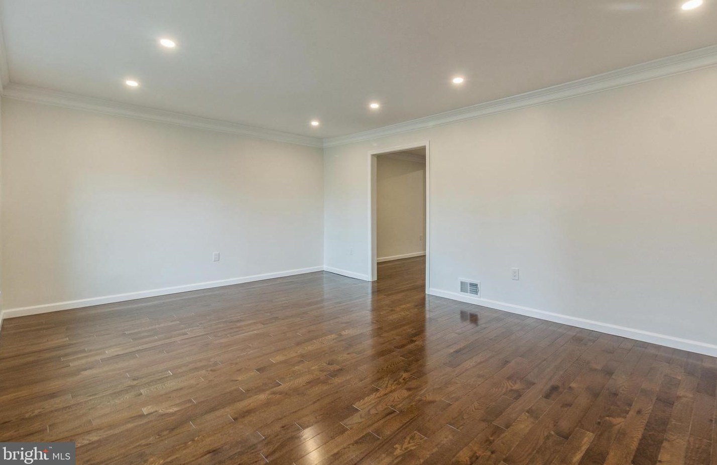 4682 Springfield Ave, Camden NJ  08109-1942 exterior