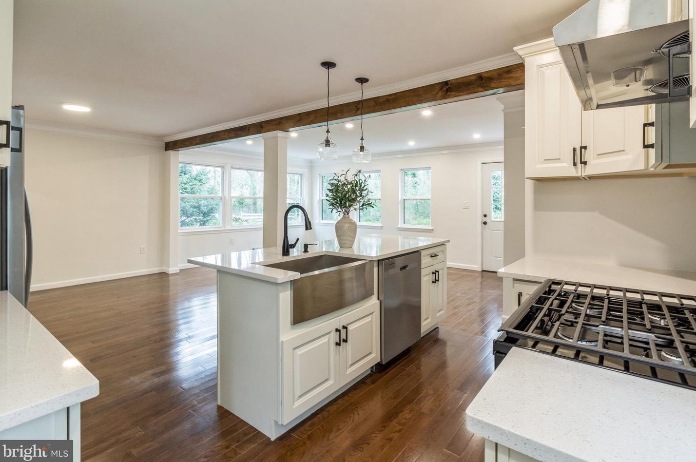 4682 Springfield Ave, Camden NJ  08109-1942 exterior