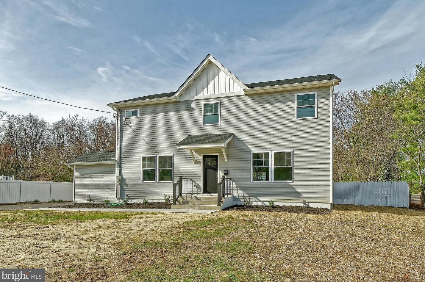 301 E Charleston Ave, Lawnside, NJ 08045
