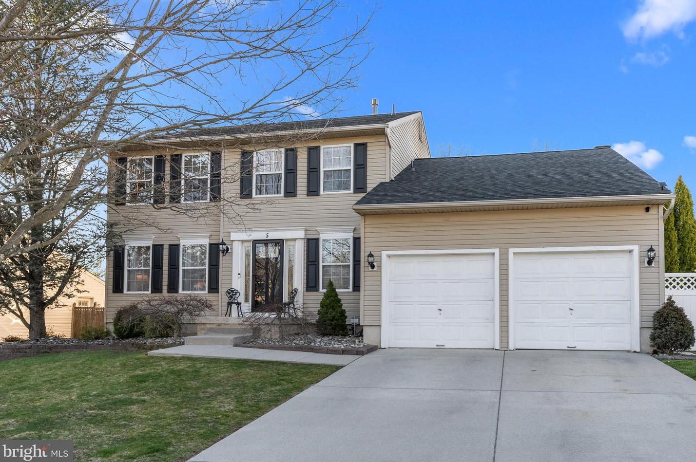 5 Mercer Dr, Erial, NJ 08081-1144