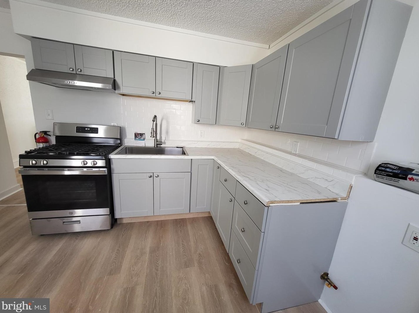 327 N Burlington St #2, Gloucester, NJ 08030