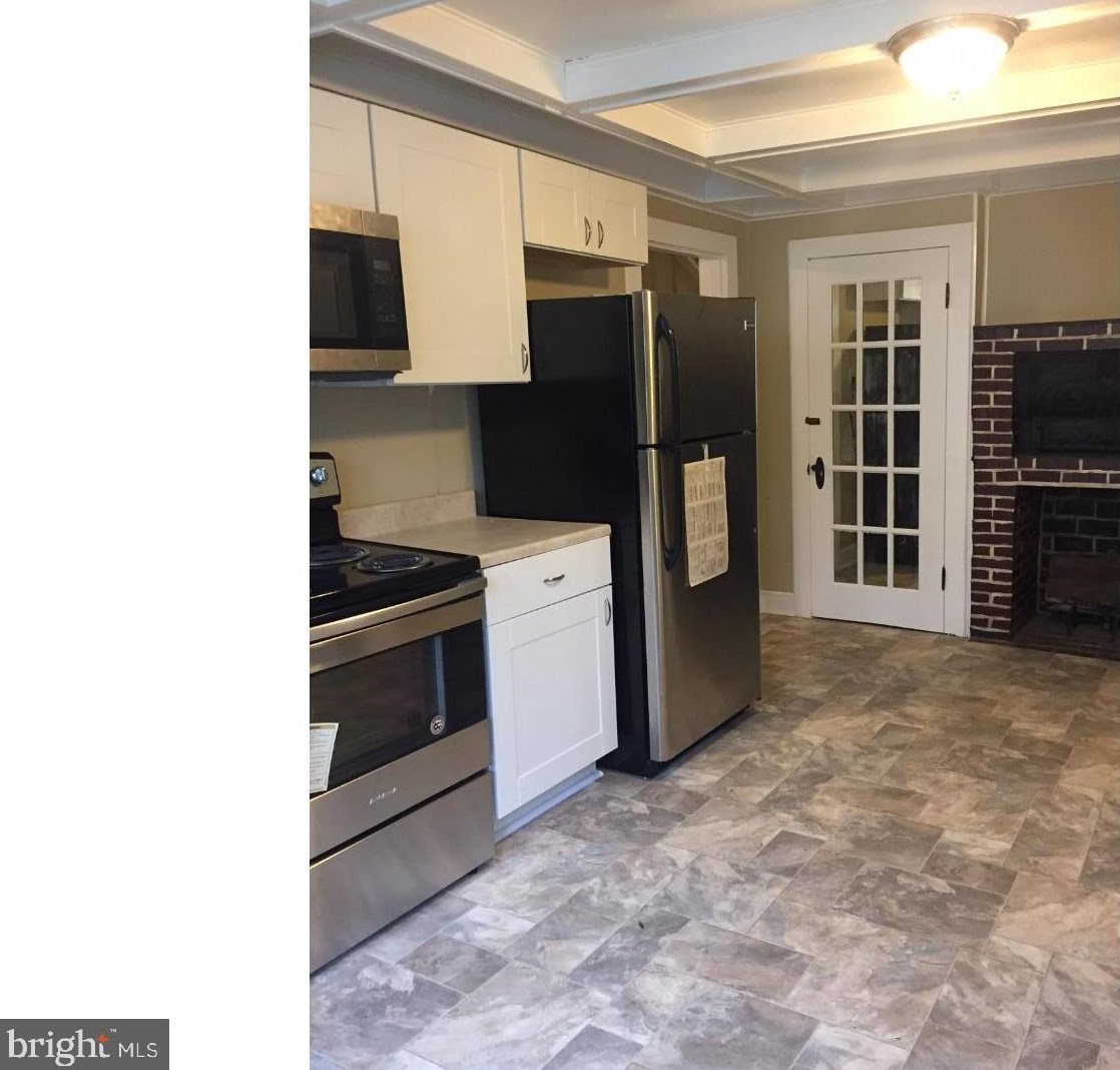 40 Chapel Ave, Camden, NJ 08109
