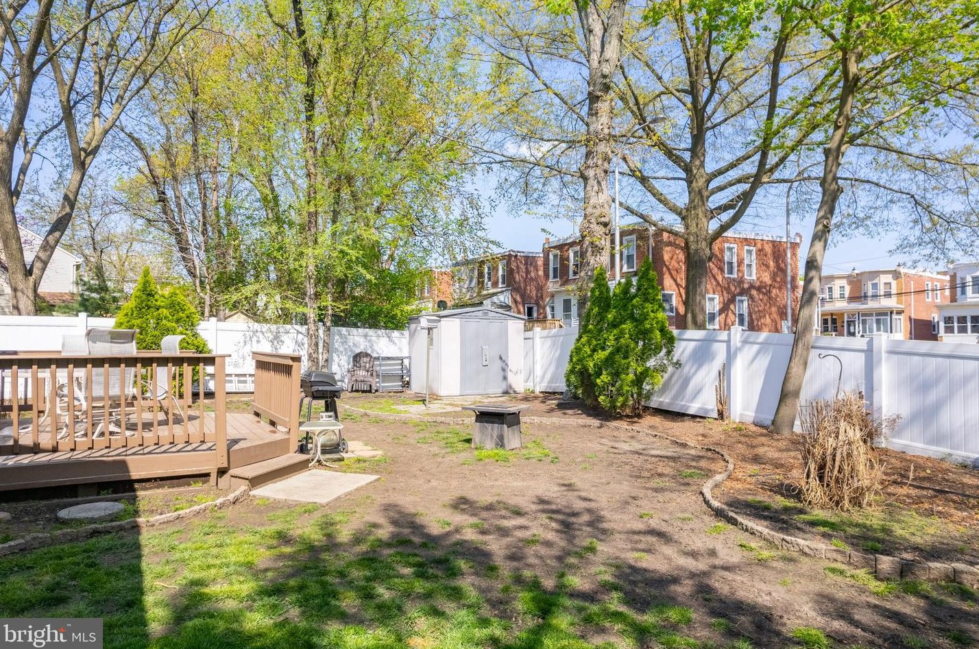 10 Chestnut Ave, Camden NJ  08109-2505 exterior