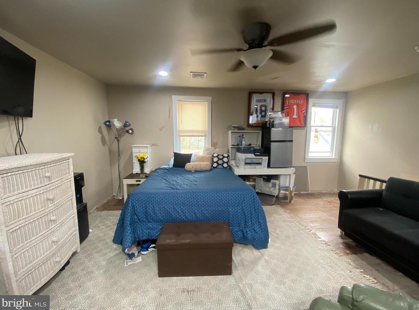 33 Greenwood Ave, Camden NJ exterior