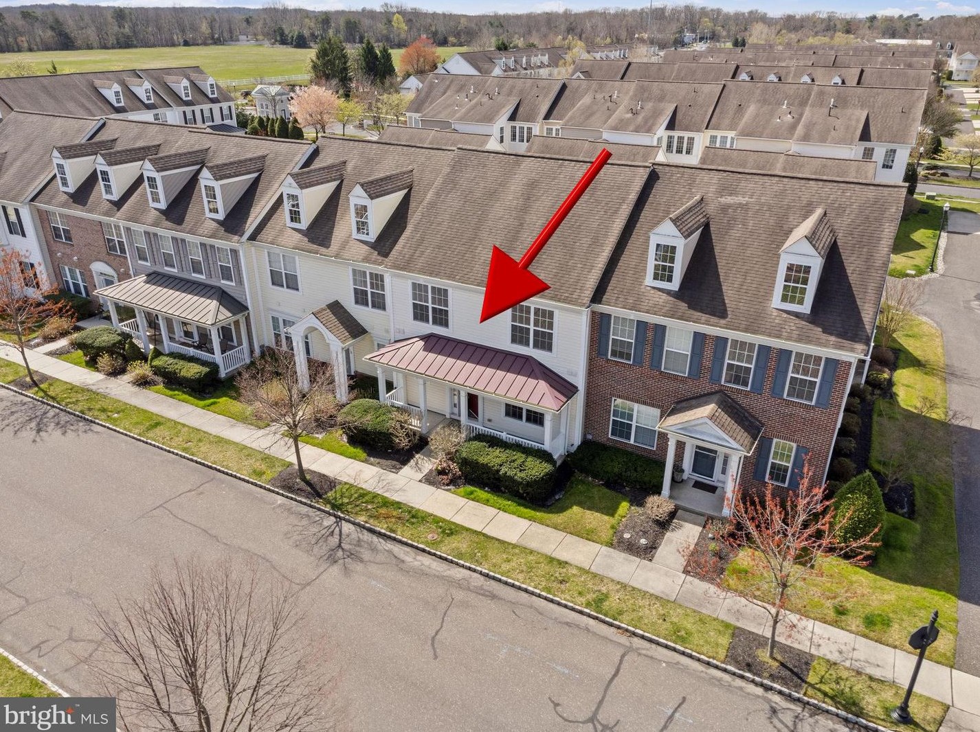 16 Lumber Mill Ln, Franklin Township, NJ 08043