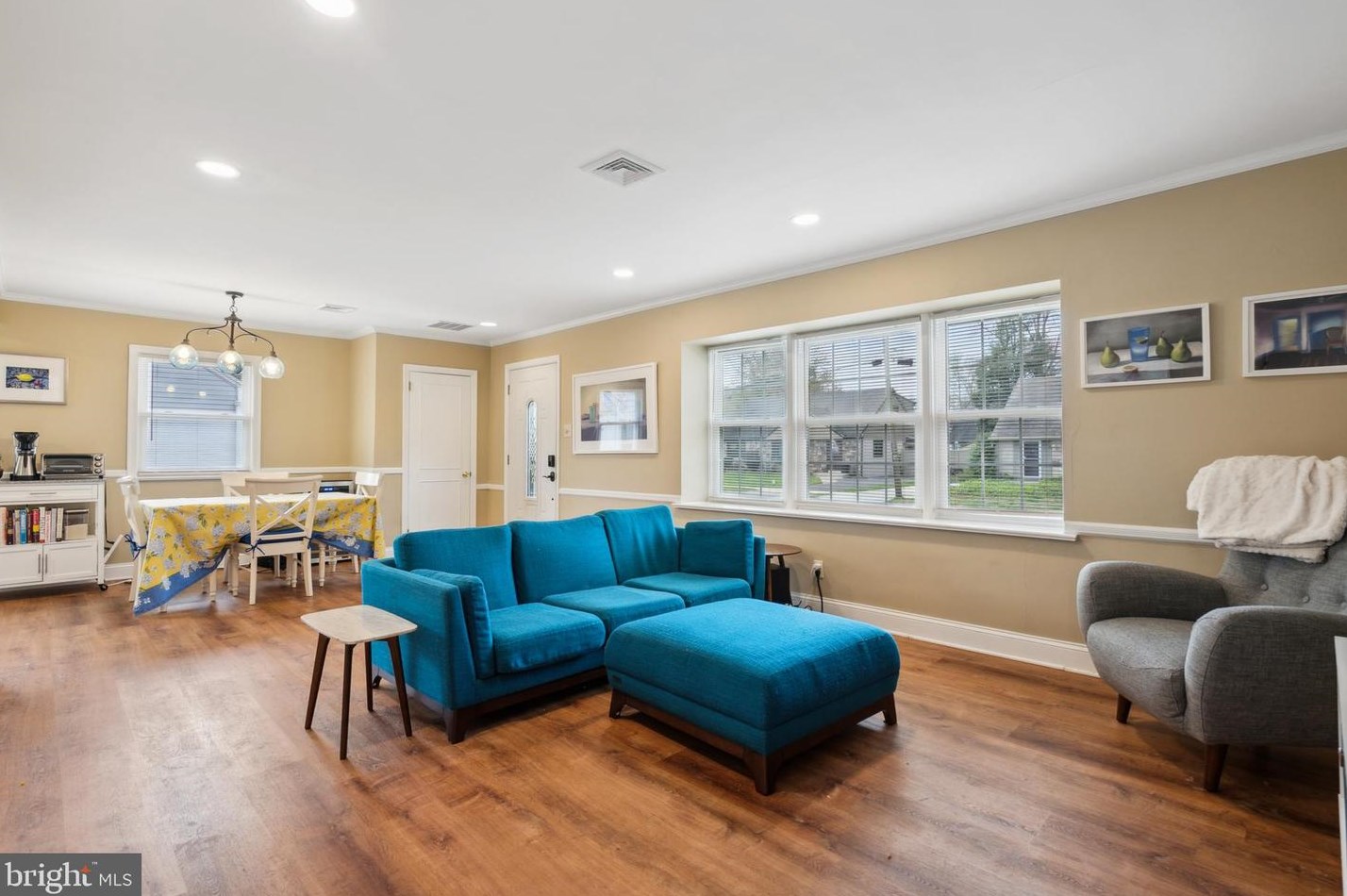 1009 Wayne Rd, Haddonfield NJ  08033-3637 exterior