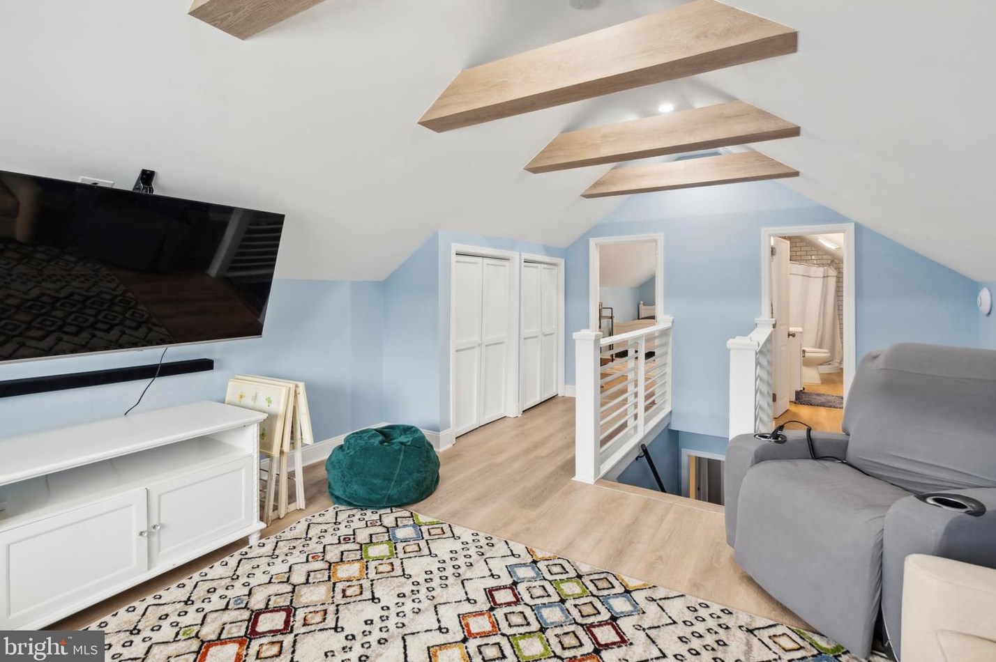 1009 Wayne Rd, Haddonfield NJ  08033-3637 exterior