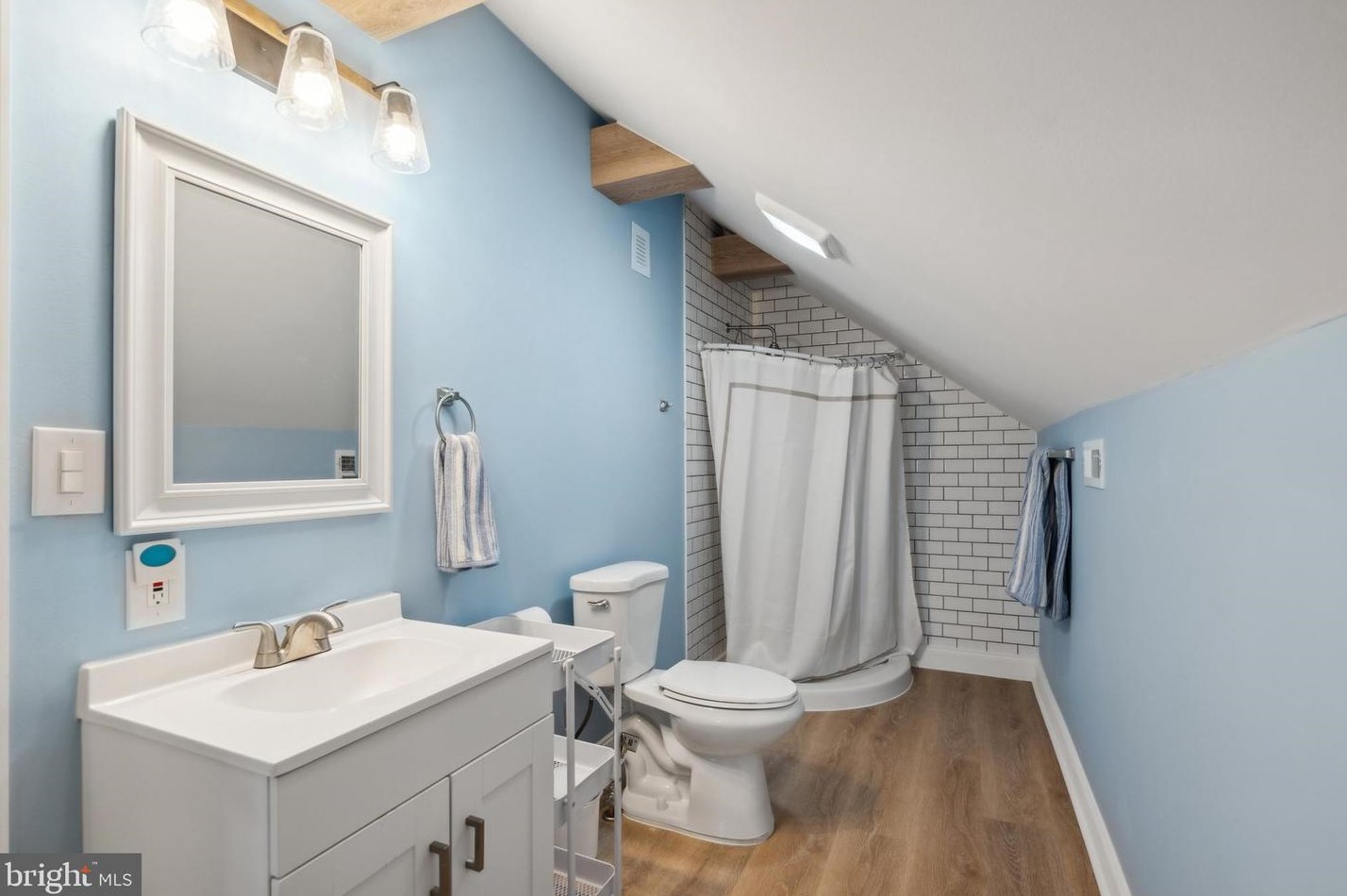 1009 Wayne Rd, Haddonfield NJ  08033-3637 exterior