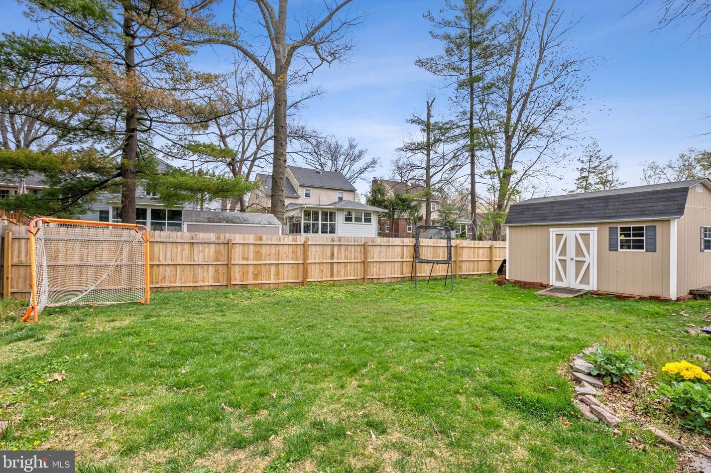 1009 Wayne Rd, Haddonfield NJ  08033-3637 exterior