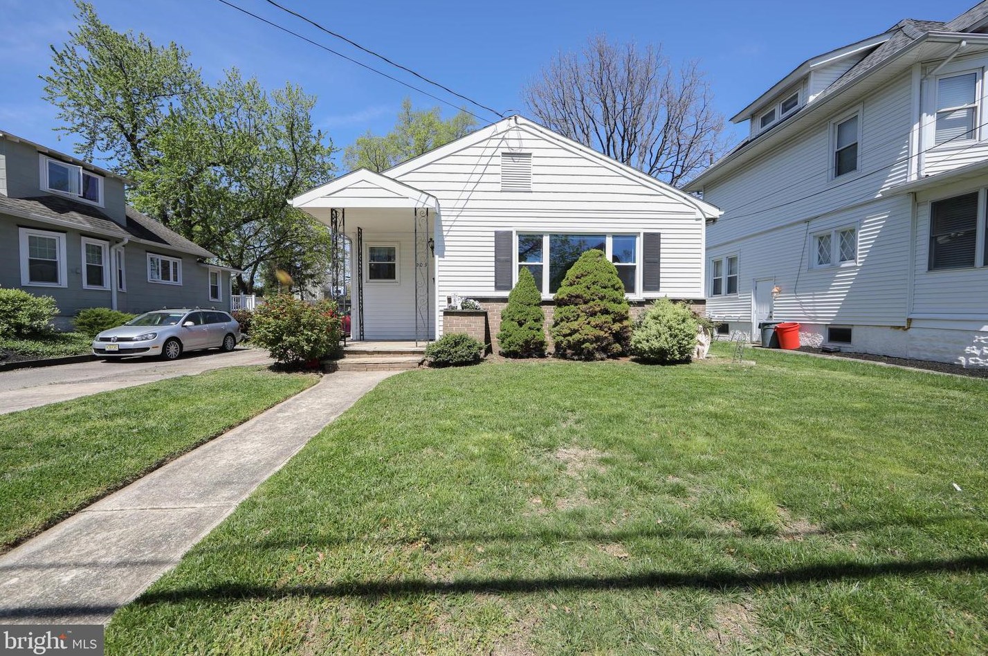 203 Kingston Ave, Barrington, NJ 08007