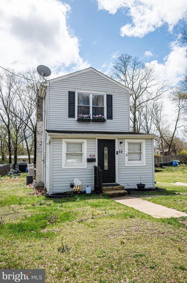 44 E 4th Ave, Pine Hill, NJ 08021