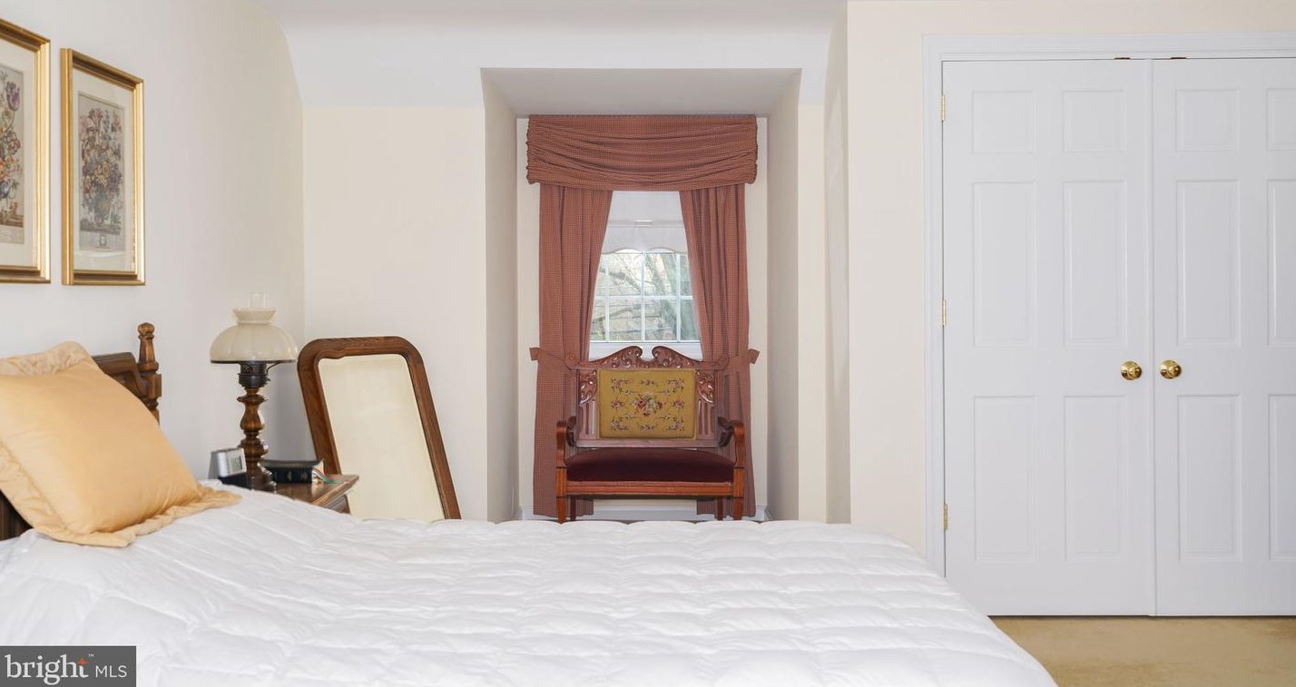 624 Warwick Rd, Haddonfield NJ 08033-3968 exterior