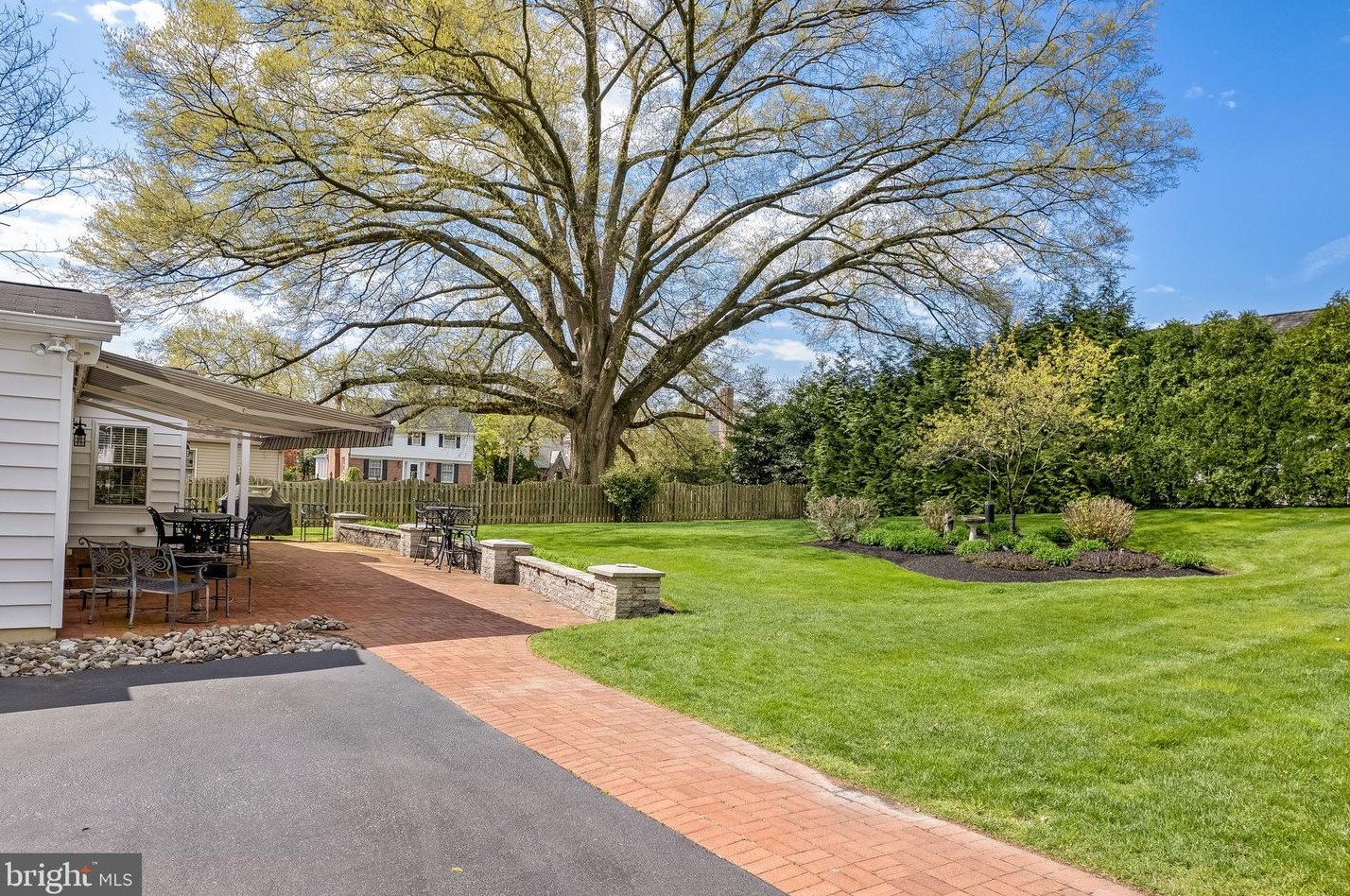 624 Warwick Rd, Haddonfield NJ 08033-3968 exterior