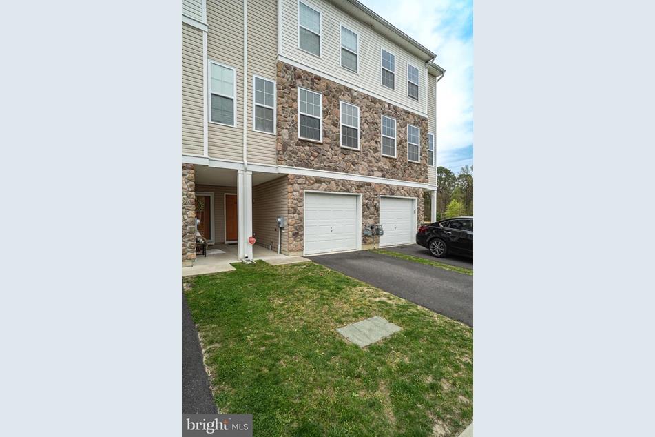 24 Rowand Way E, Clementon, NJ 08021 MLS NJCD2066496 Coldwell Banker