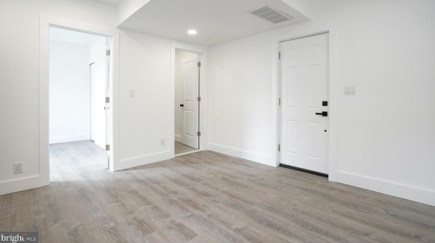 30 Haddon Ave #11, Camden, NJ 08108