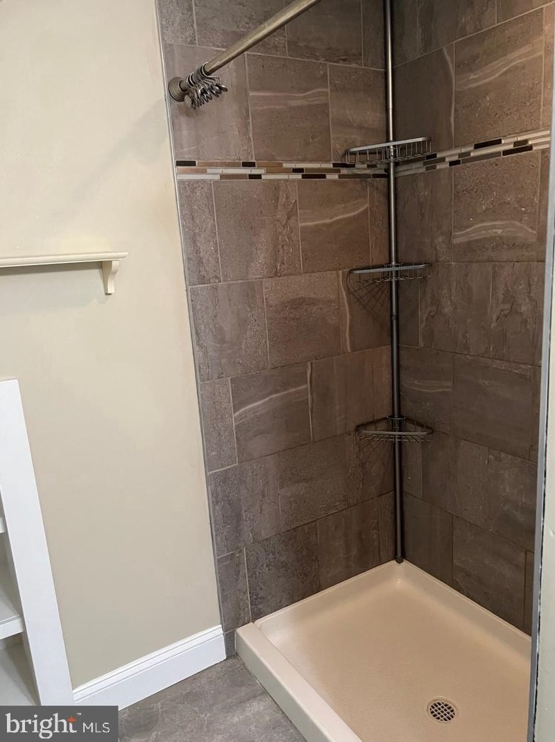 14 Franklin Ave, Camden NJ 08108-1118 exterior