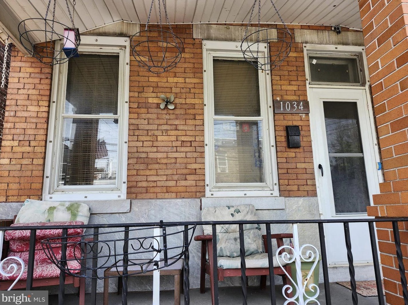 1034 Mechanic St, Camden, NJ 08104