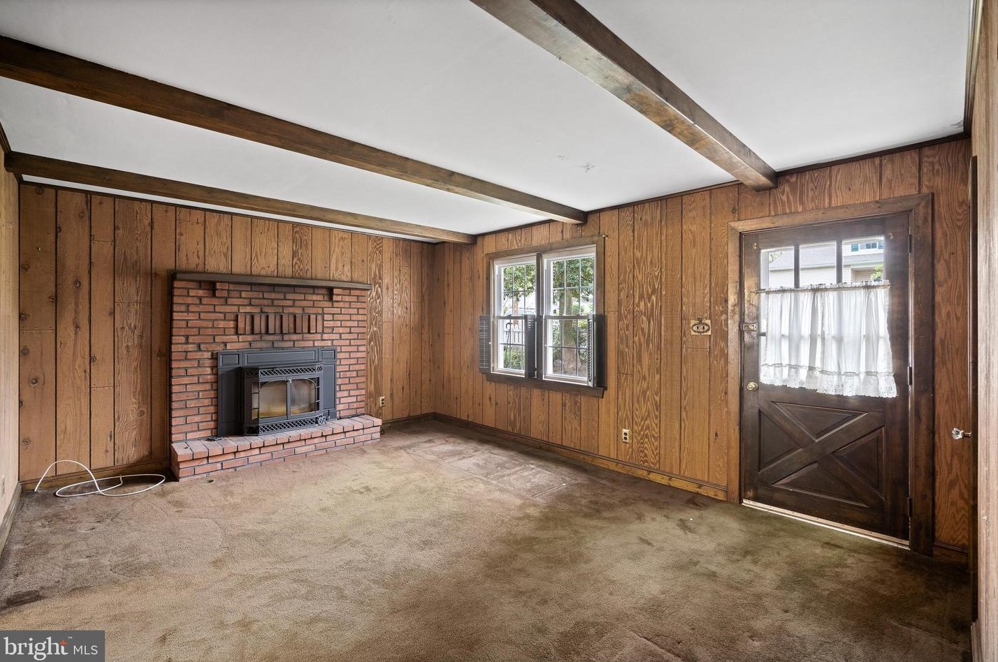 217 Chestnut St, Runnemede, NJ 08078