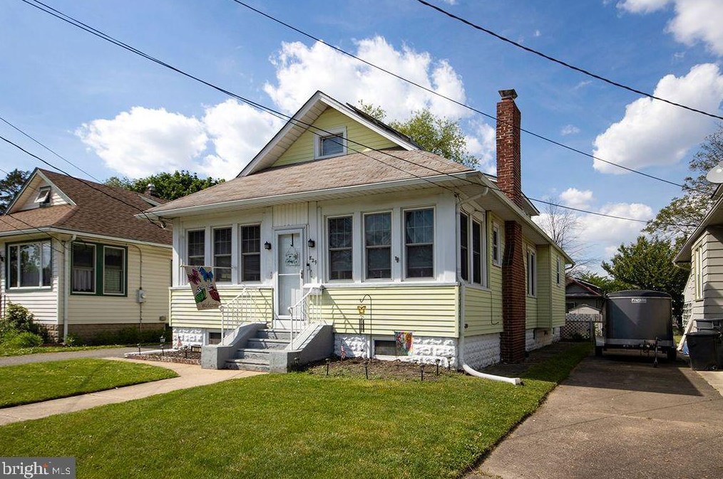 829 Mercer St, Gloucester, NJ 08030