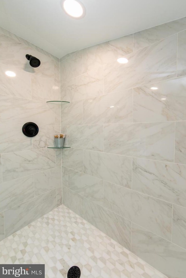 1014 Belmont Ave, Camden NJ 08108-3223 exterior